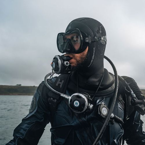 Fourth Element Seeker mask black clarity ()